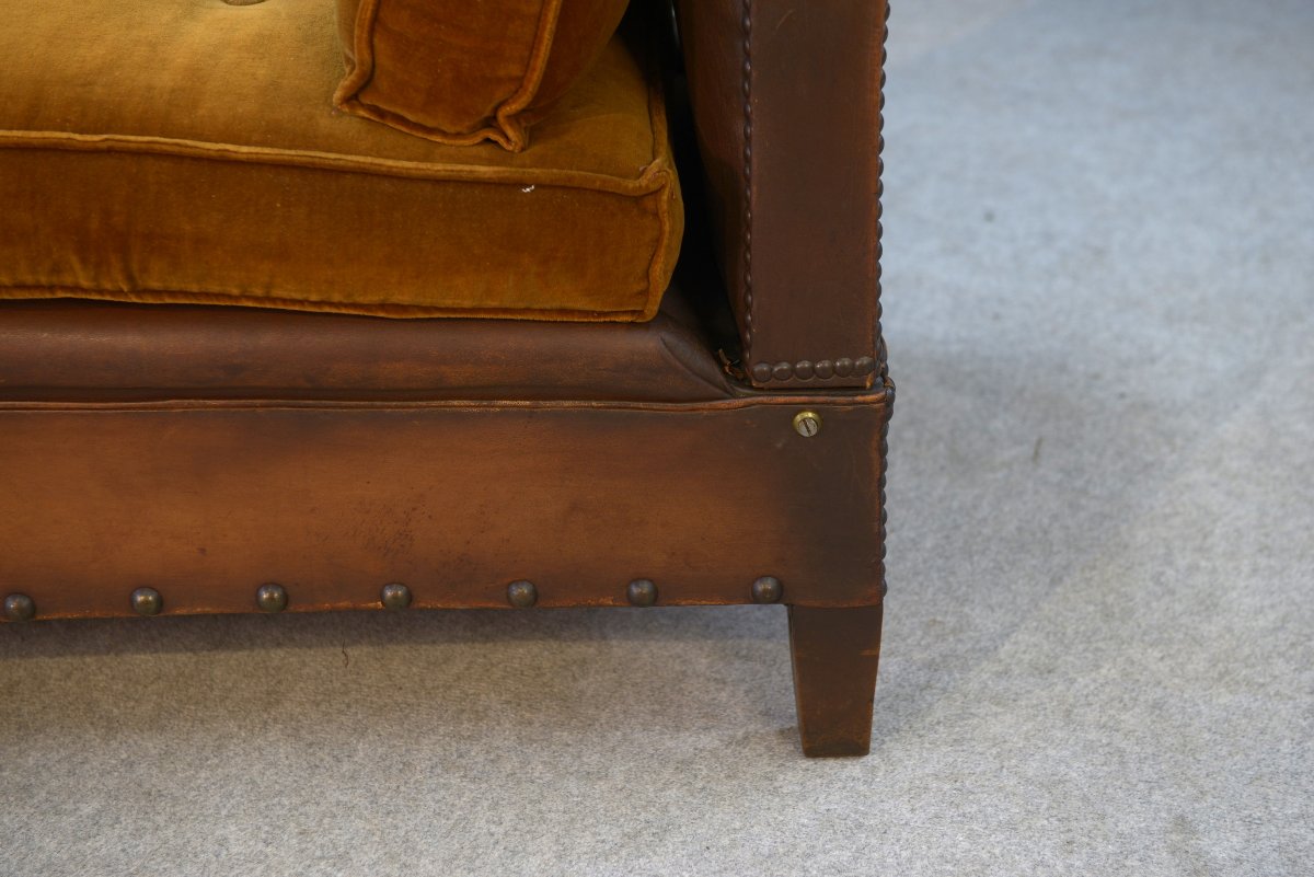 Banquette en cuir clouté vers 1920-photo-3