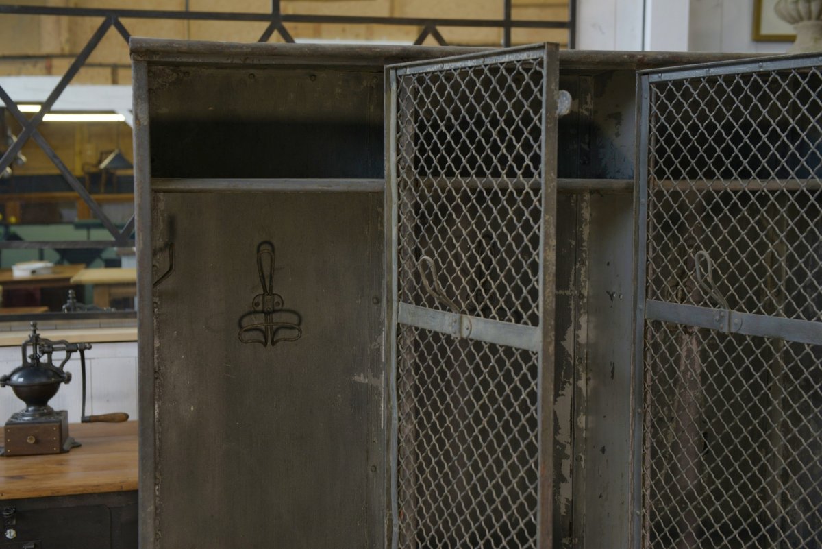 Old Patinated Ghent Locker Room From The 1930s-photo-2