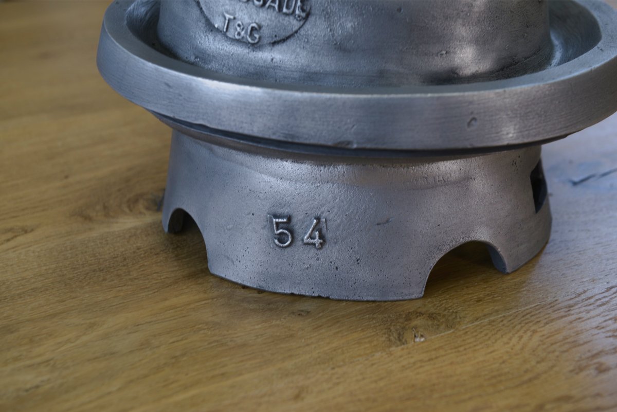 Antique Cast Aluminum Hat Mold From Jalard In Caussade, 1950s-photo-3