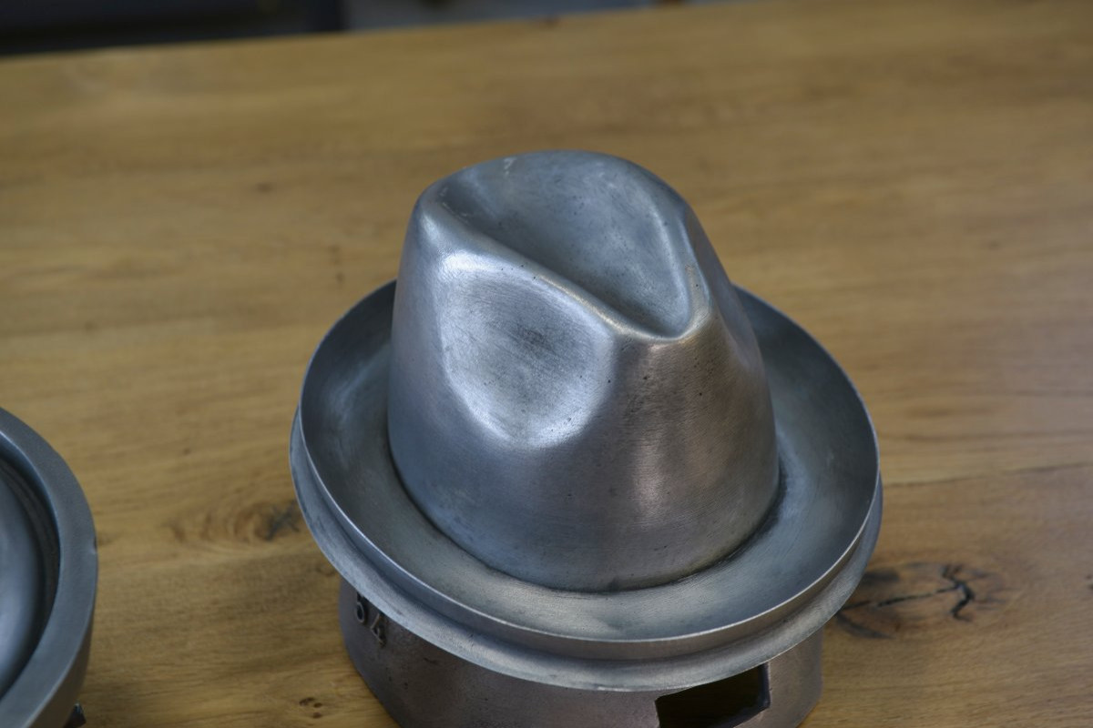 Antique Cast Aluminum Hat Mold From Jalard In Caussade, 1950s-photo-6