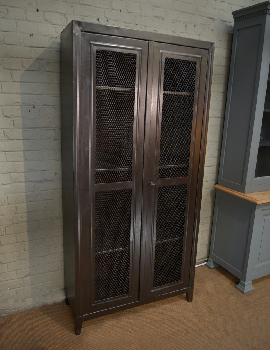 Armoire grillagée Tolix 2 portes en métal 