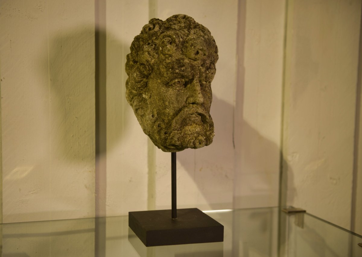 Neo-renaissance Stone Head Of A Man, Early 19th Century-photo-4