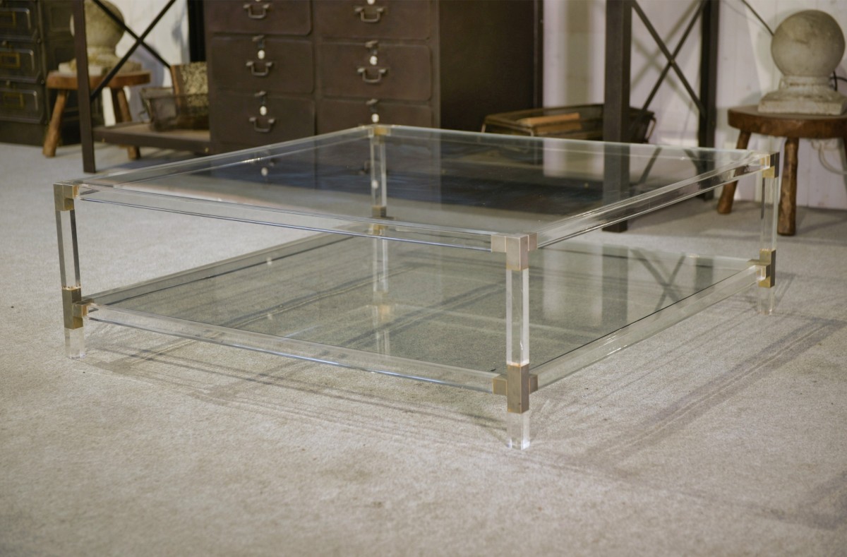 Grande table basse en polyméthacrylate 1970's