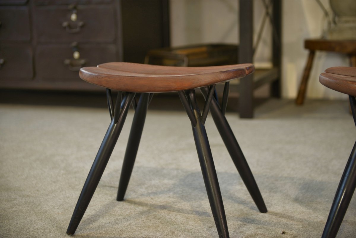 Paire de tabourets Pirkka par Ilmari Tapiovaara pour Laukaan Puu (première édition, estampillé)-photo-4