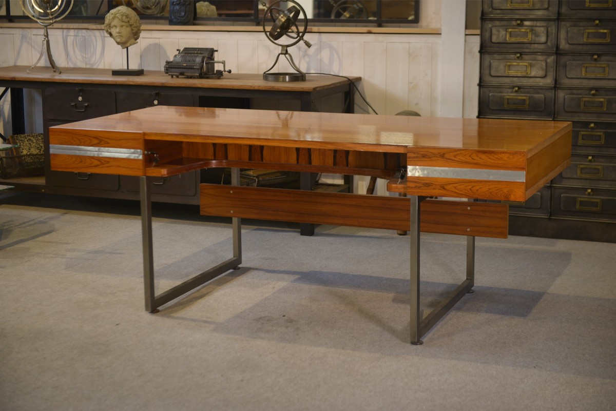 Bureau de ministre en palissandre par Claude Gaillard et Henri Lesetre pour Ligne Roset 1970's