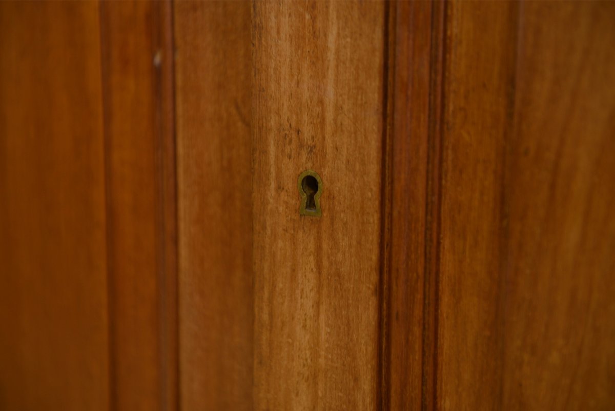 1920s Mahogany Cabinet With Three Sliding Doors-photo-3