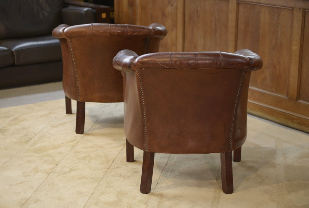 Paire de fauteuils Club capitonnés en cuir-photo-2