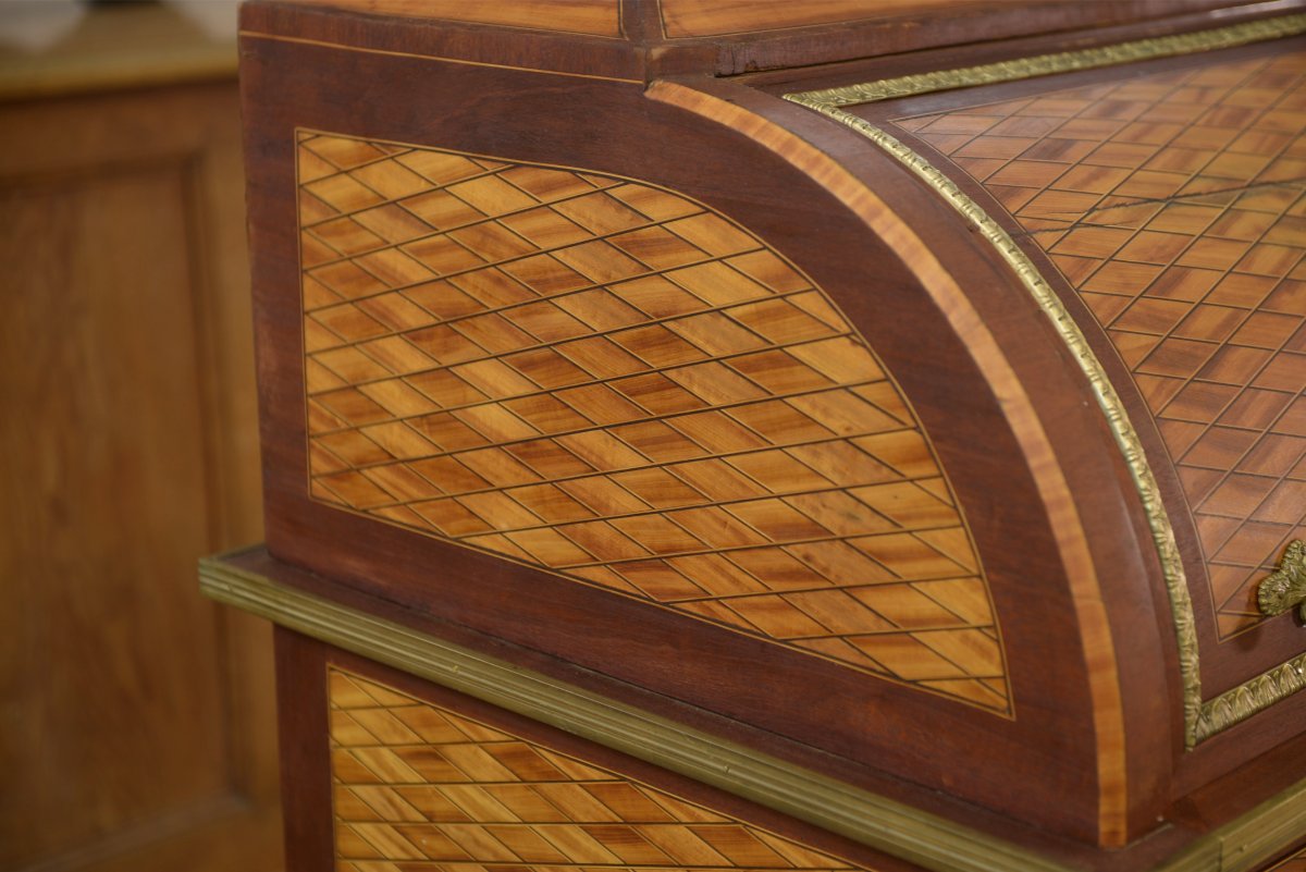 Louis XVI-style Cylinder Desk With Napoleon III-era Marquetry-photo-7