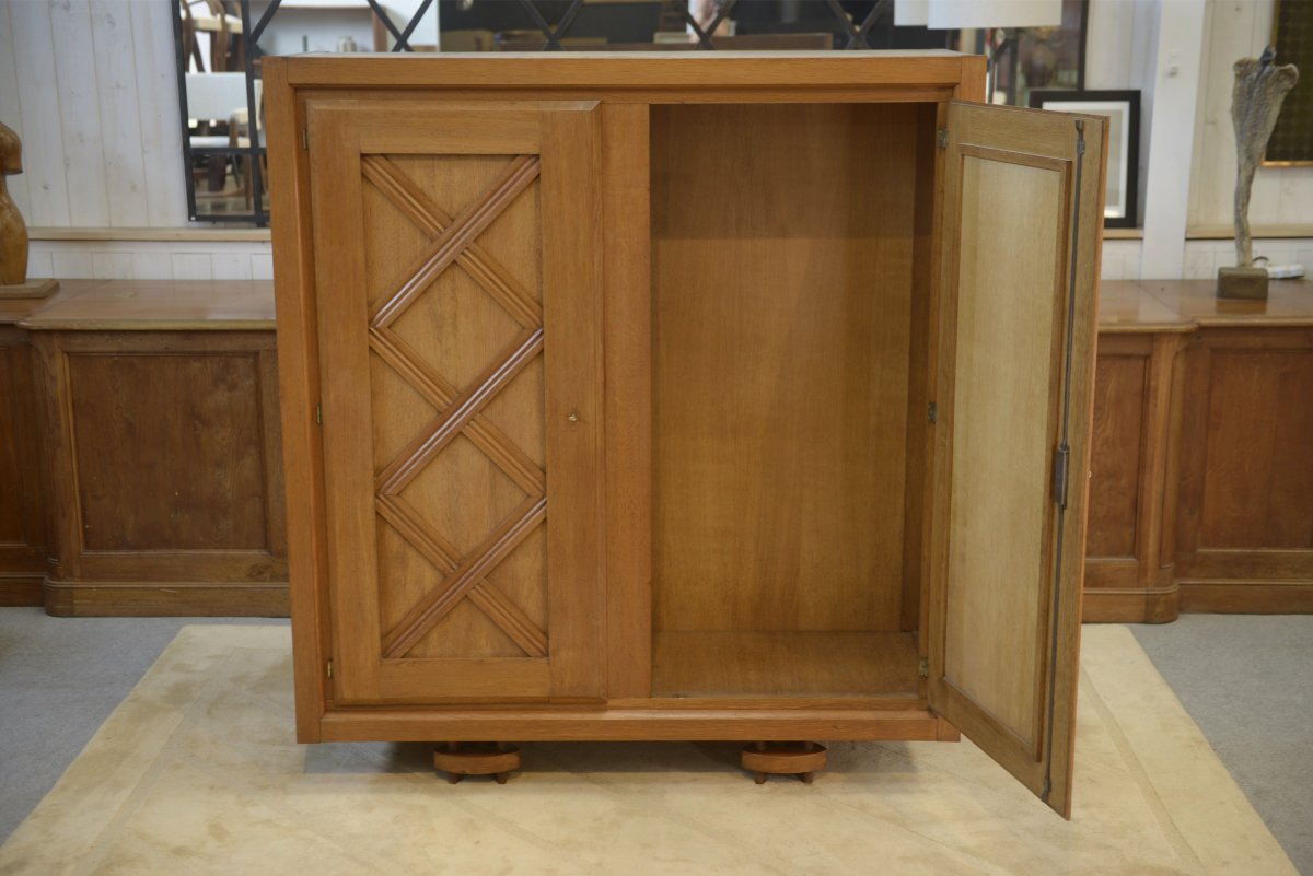 Armoire en chêne blond à motif géométrique en croisillons 1940's-photo-2