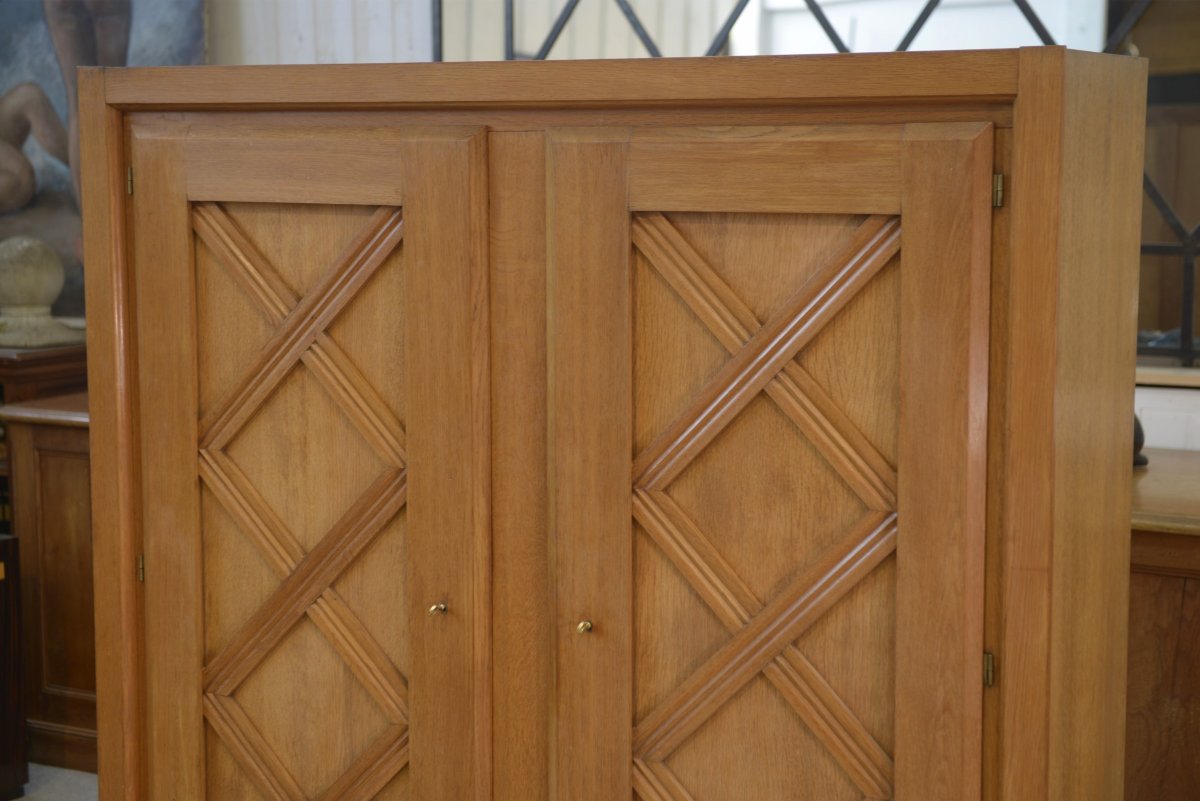 Armoire en chêne blond à motif géométrique en croisillons 1940's-photo-4