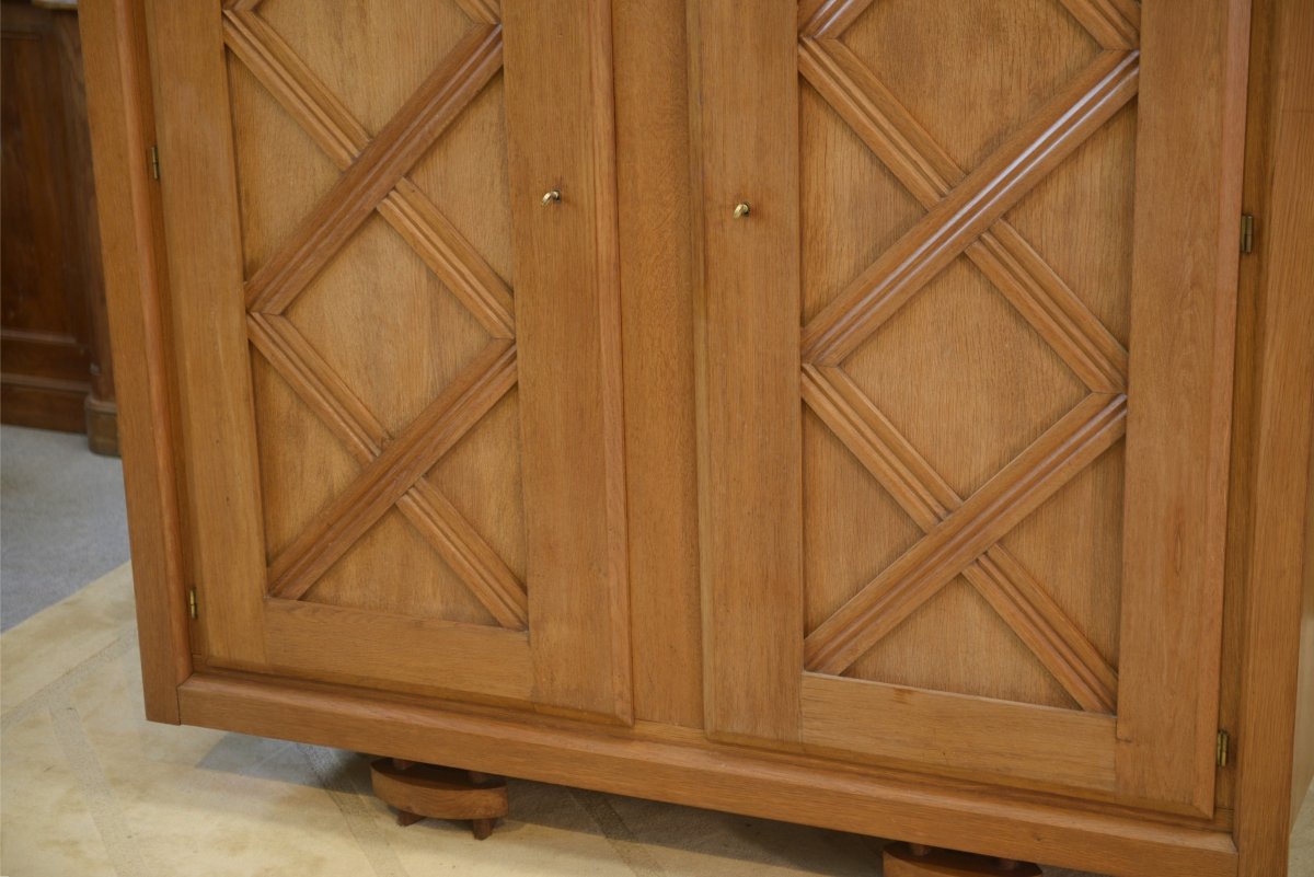 Armoire en chêne blond à motif géométrique en croisillons 1940's-photo-8