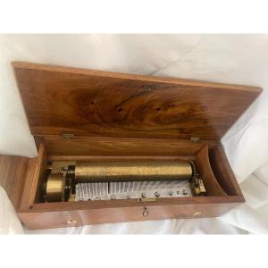 6 Tunes Mechanical Music Box In Inlaid Box