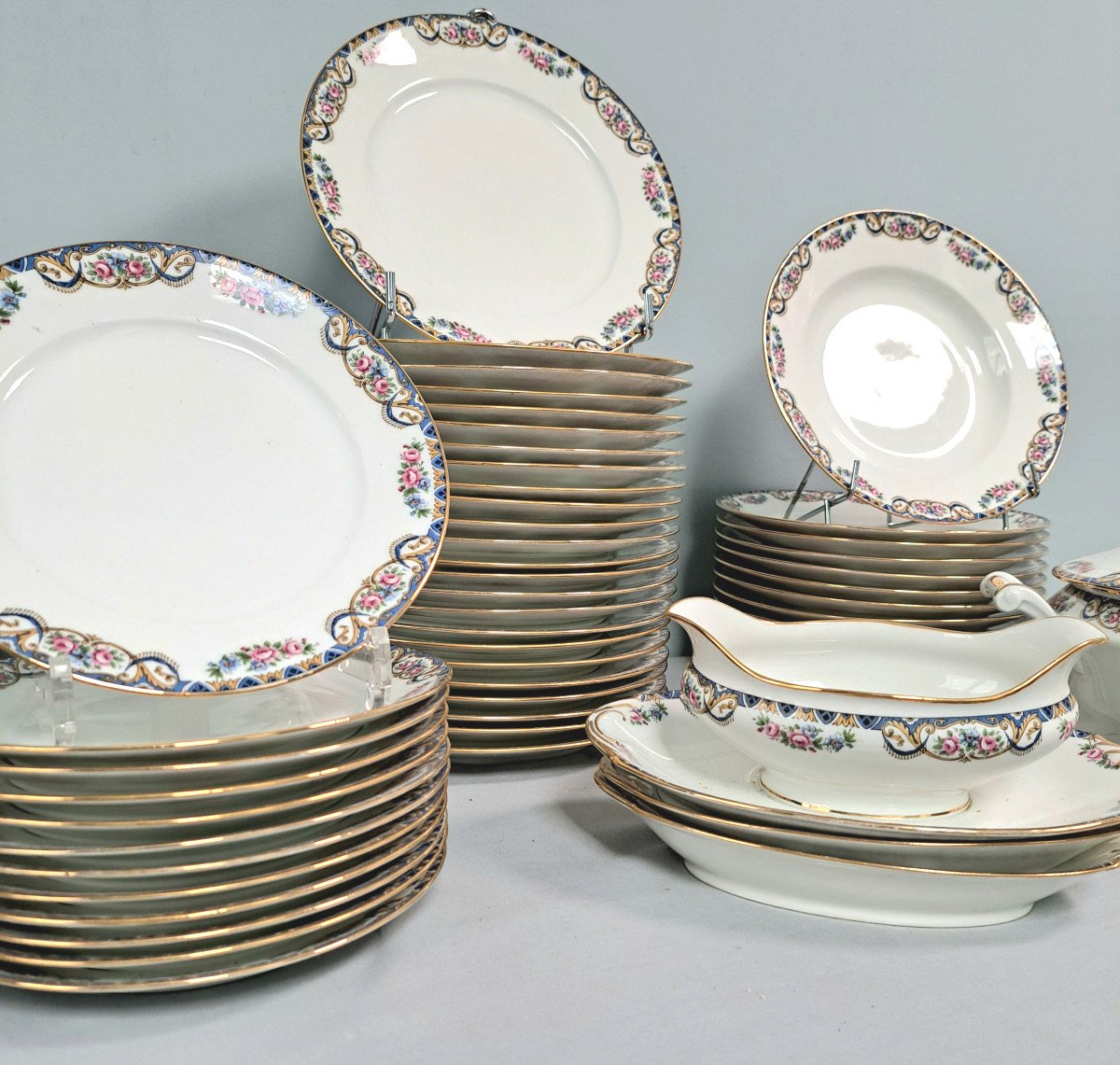 60 Piece Dinner Service Maison Salmon Limoges Porcelain-photo-1