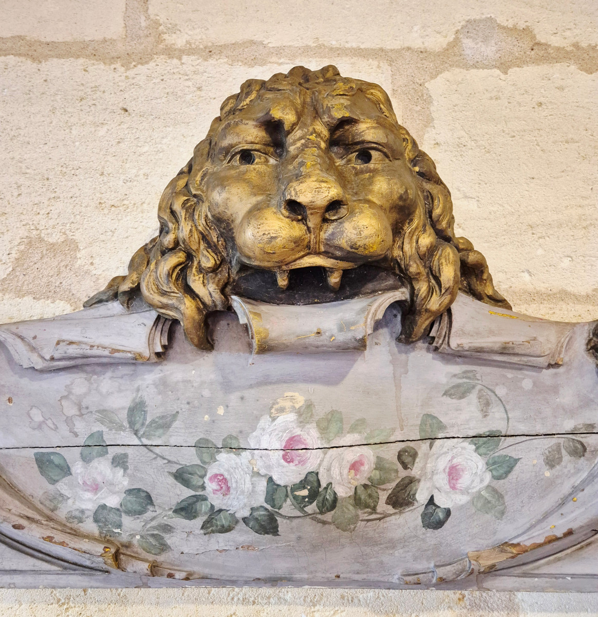 Painted Wooden Pediment. 19th Century.-photo-3