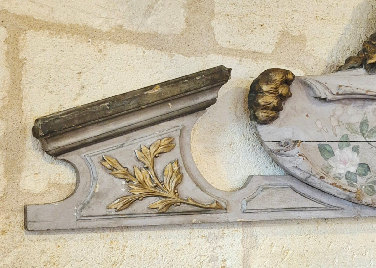 Painted Wooden Pediment. 19th Century.-photo-5