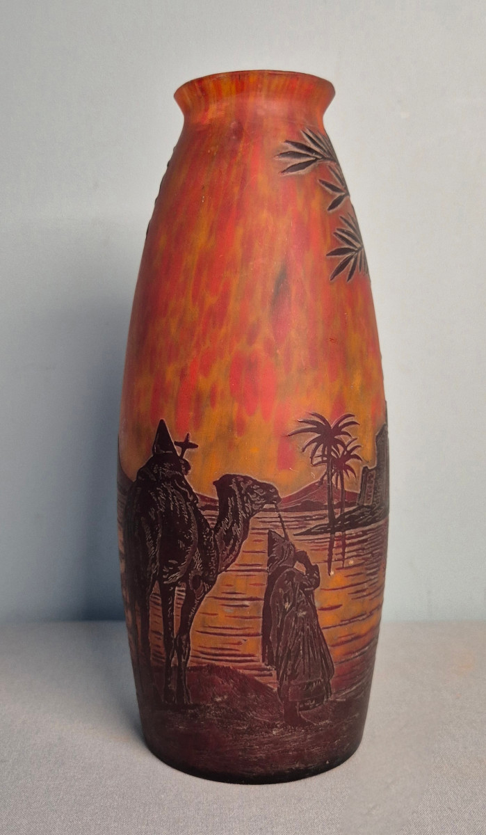 Glass Paste Vase: The Degué Palm Grove.-photo-3