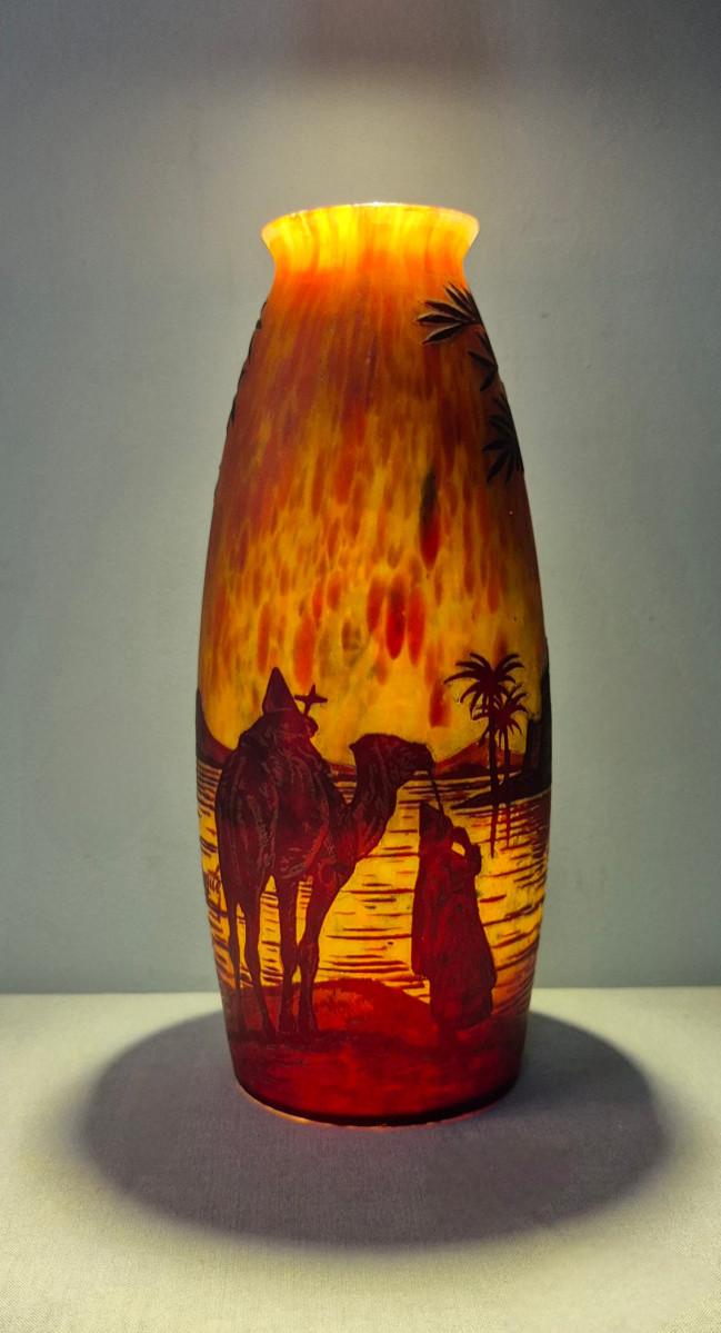 Glass Paste Vase: The Degué Palm Grove.-photo-7