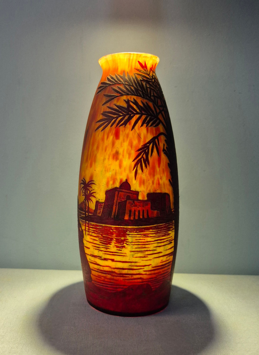 Glass Paste Vase: The Degué Palm Grove.