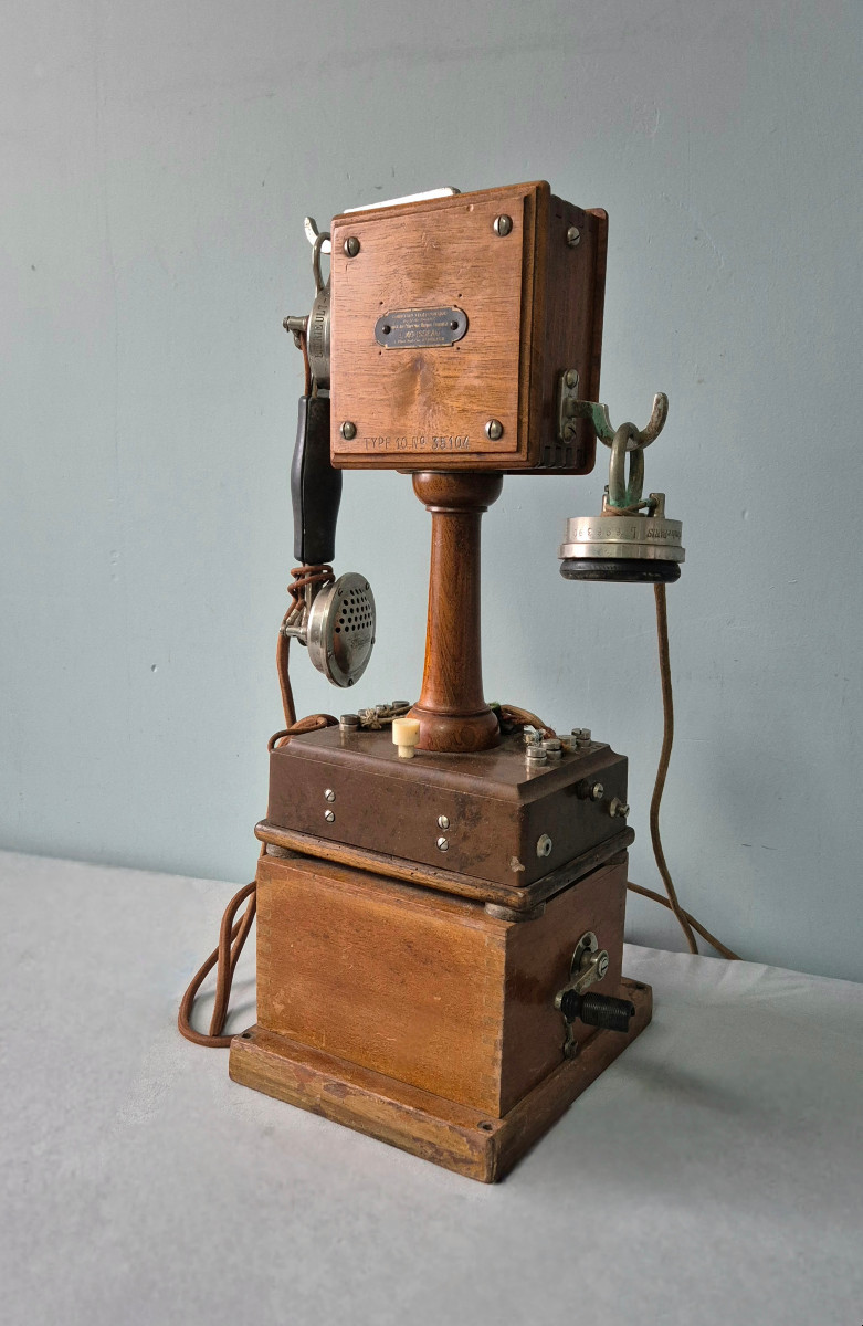 Ancien téléphone  Eurieult:  1900.-photo-2