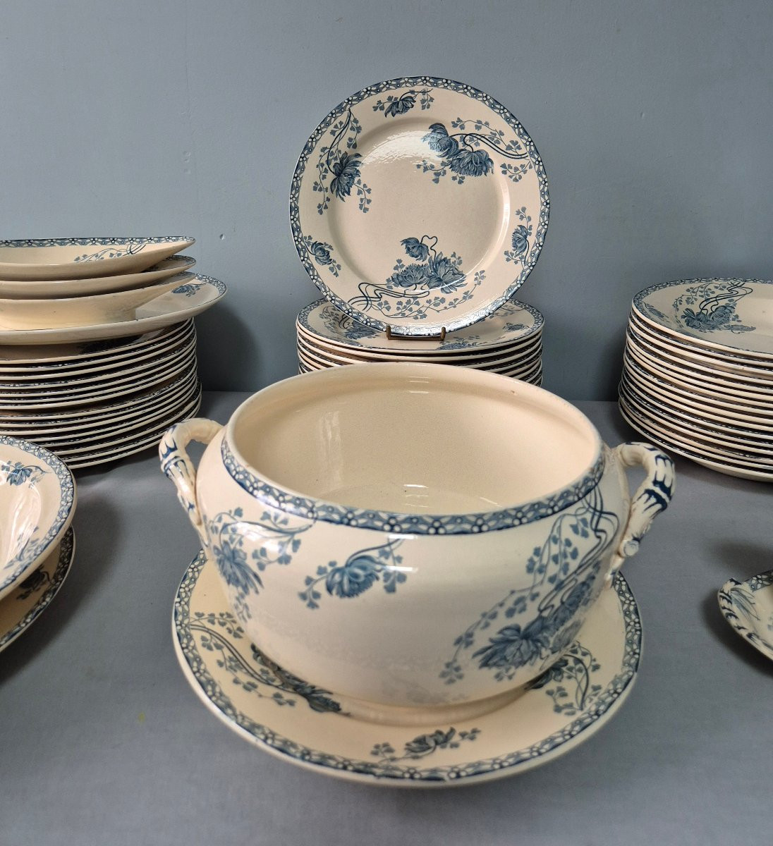 Sarreguemines Dinner Service. Royat Model.-photo-1