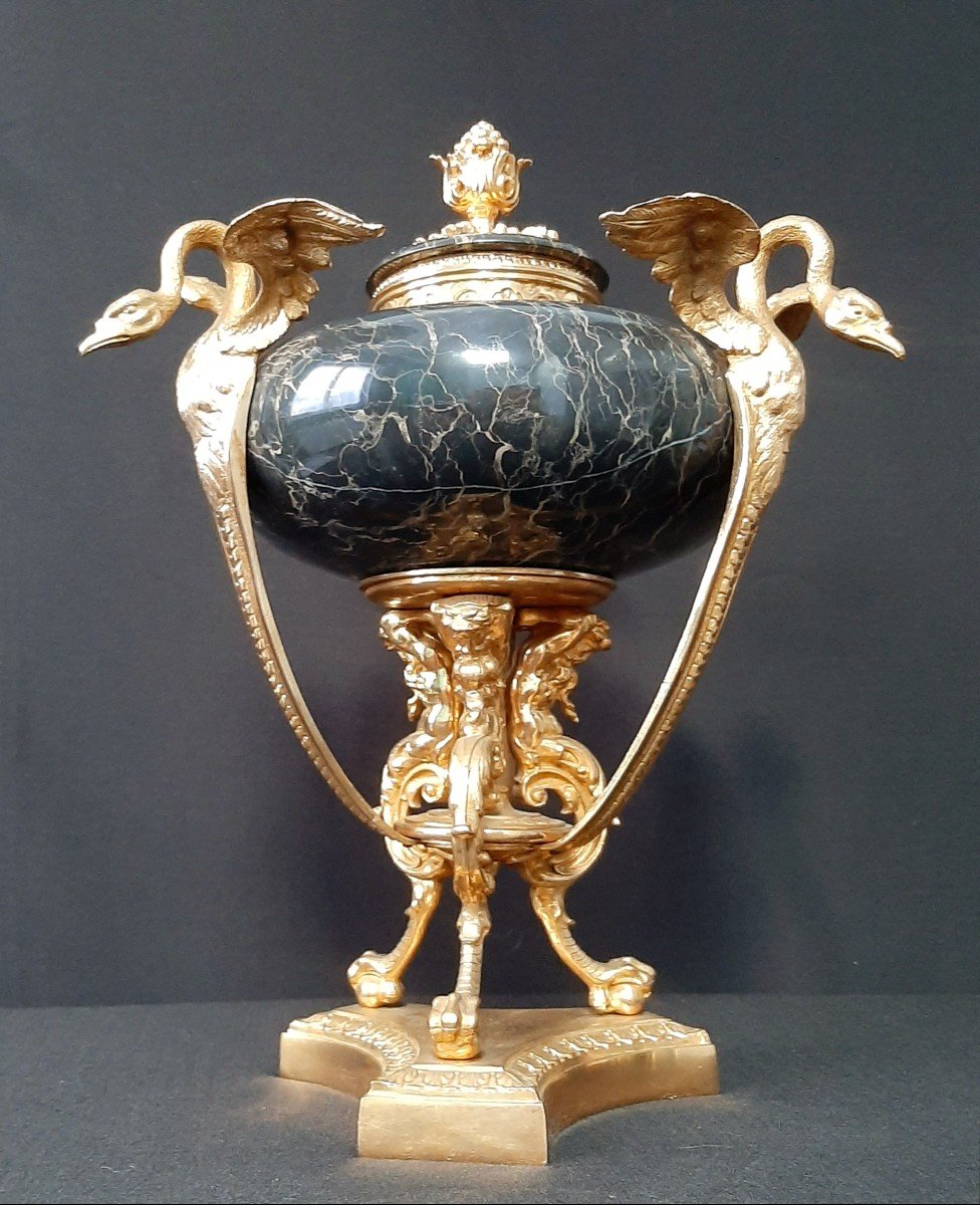 Large Cassolette Or Centerpiece In Marble And Gilt Bronze