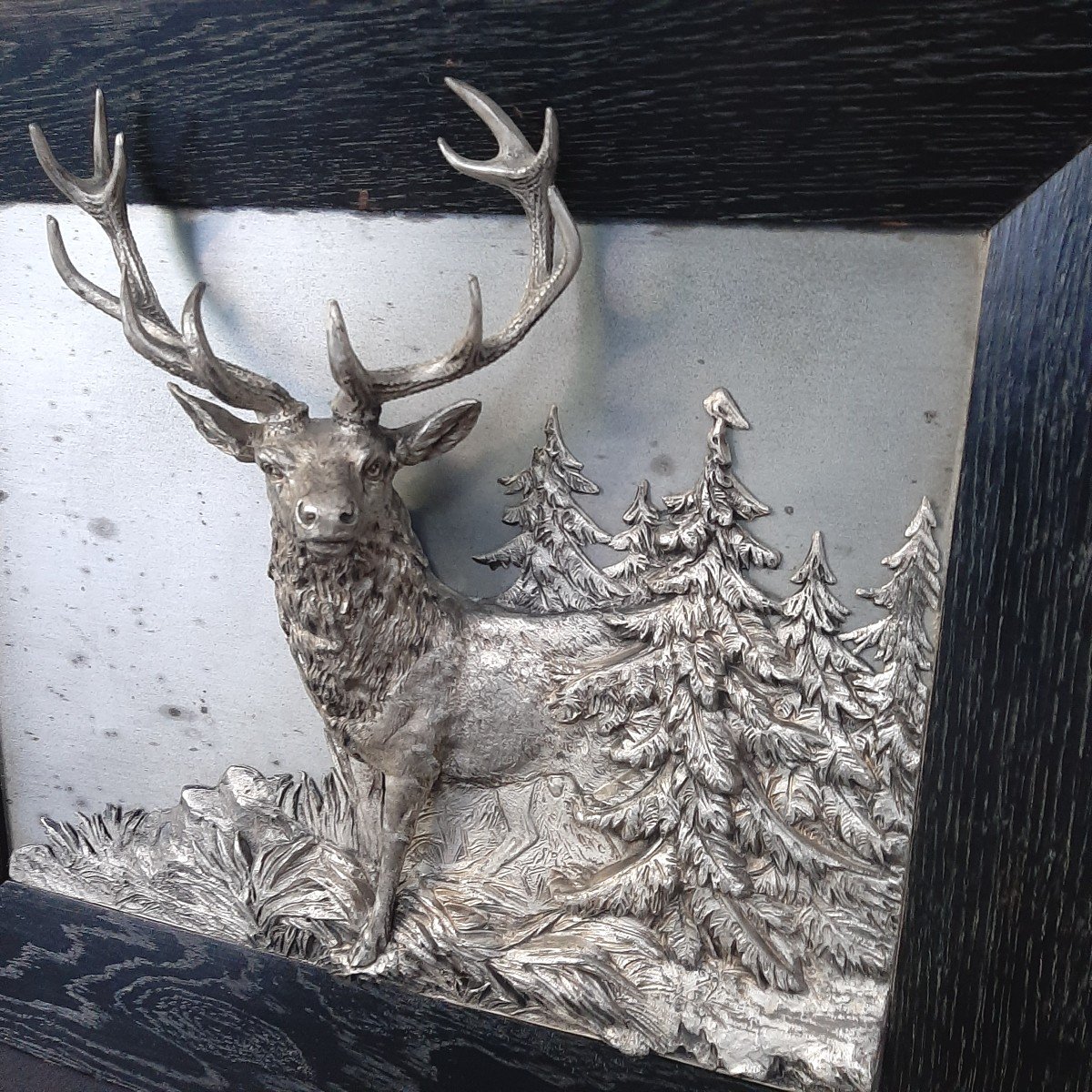 Deer: Silver Metal Board-photo-1