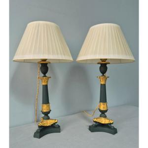 Paire de flambeaux en bronze: Lampes électrifiées.