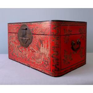 Wedding Chest: Chinese Lacquer