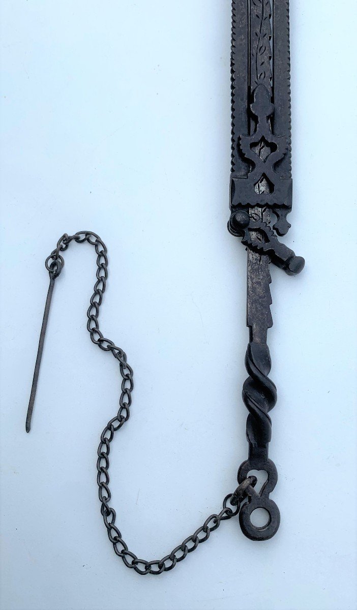 Wrought Iron Chaleil And Its High Period Oil Lamp-photo-4