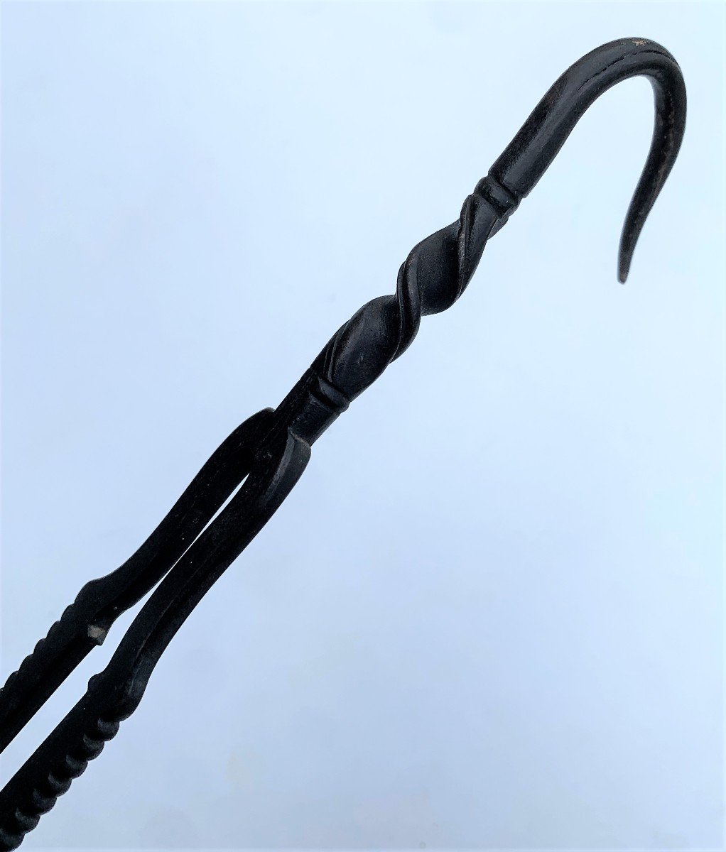 Wrought Iron Chaleil And Its High Period Oil Lamp-photo-7
