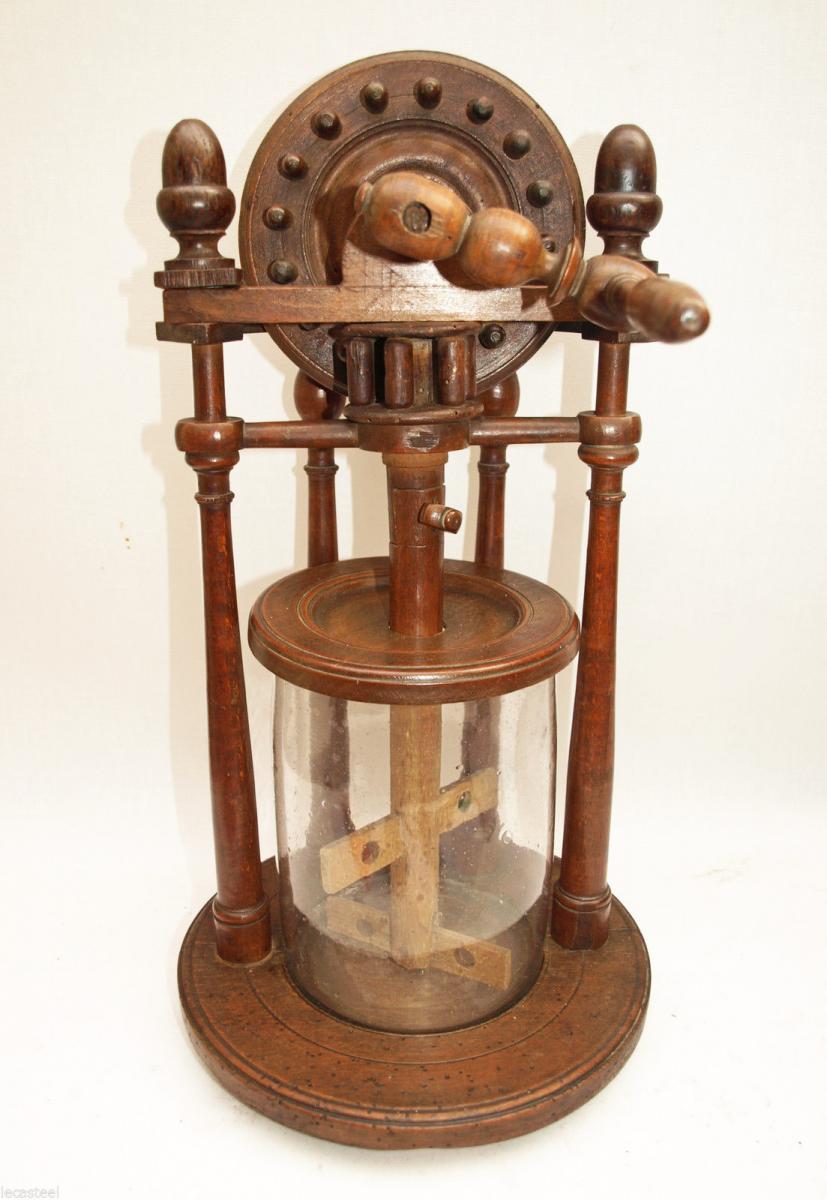 Big Butter Churn In Wood - 19th Century