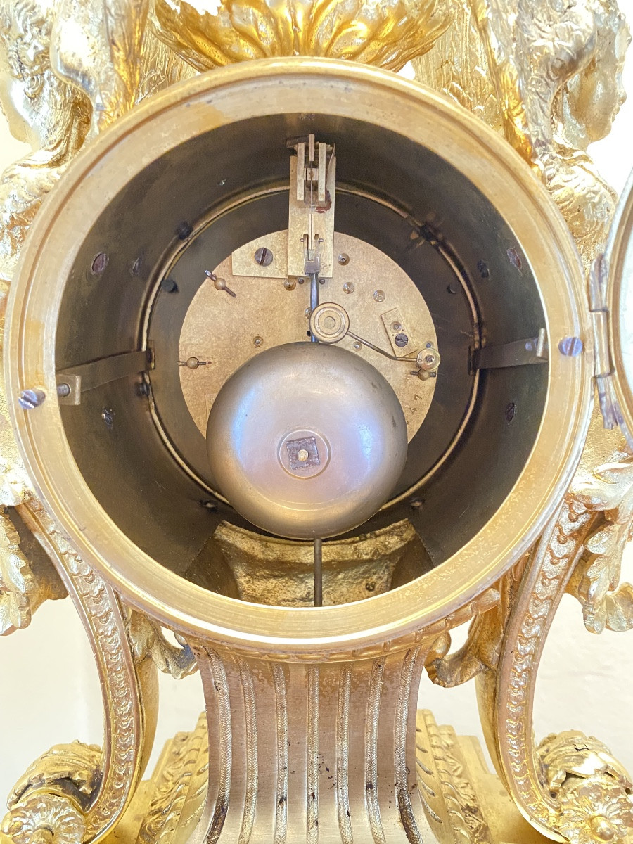 Large Napoleon III Gilt Bronze Ceremonial Clock With Winged Figures - 19th Century - Striking Mechanism -photo-1