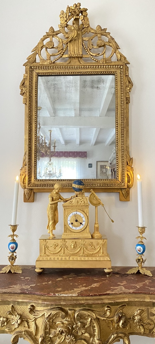Pendule en bronze doré à globe céleste – Allégorie de l’Astronomie – Napoléon III-photo-2