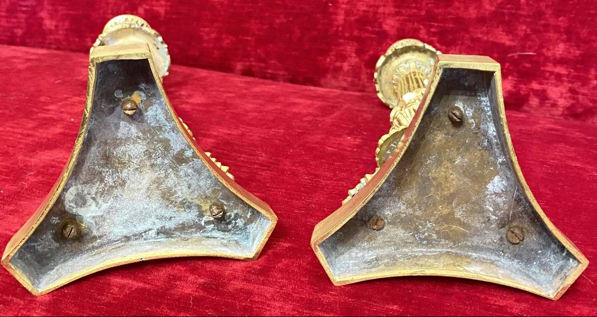 Pair Of French Restoration Period Gilt Bronze Candlesticks With Fluted Columns – 19th Century-photo-4