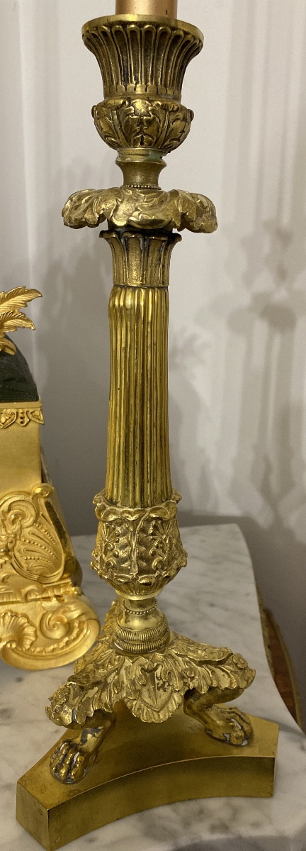 Pair Of French Restoration Period Gilt Bronze Candlesticks With Fluted Columns – 19th Century-photo-1