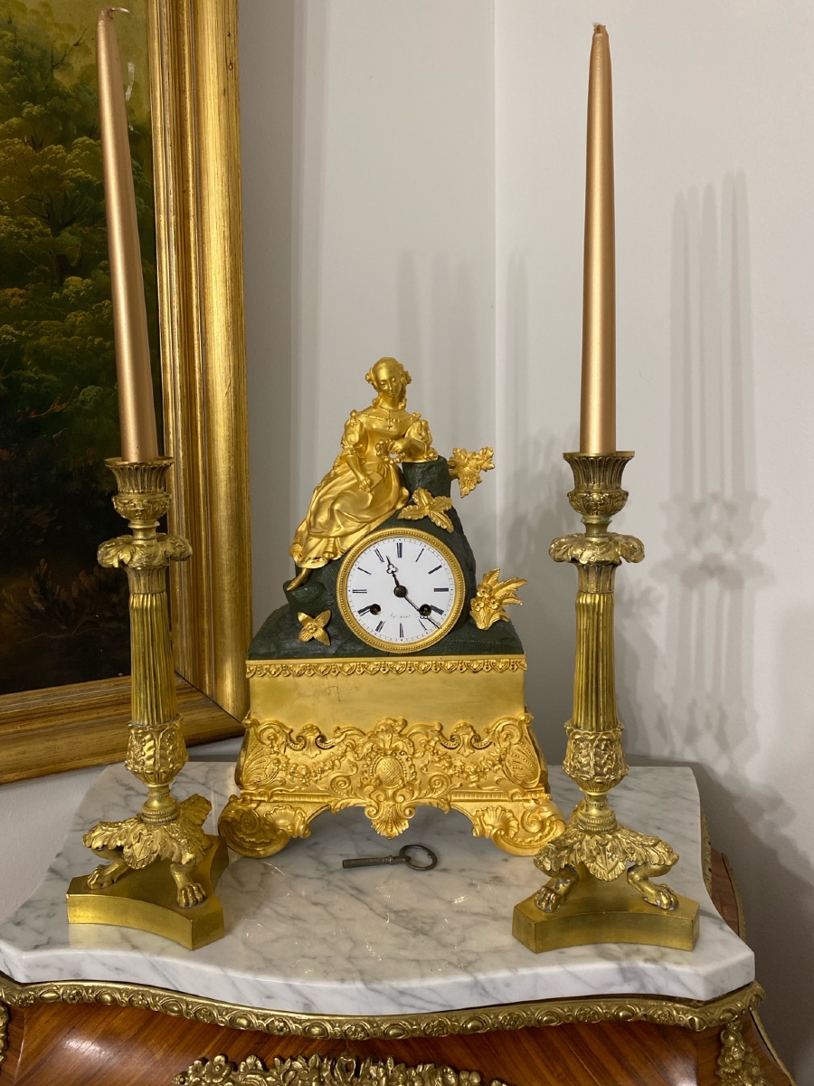 Pair Of French Restoration Period Gilt Bronze Candlesticks With Fluted Columns – 19th Century