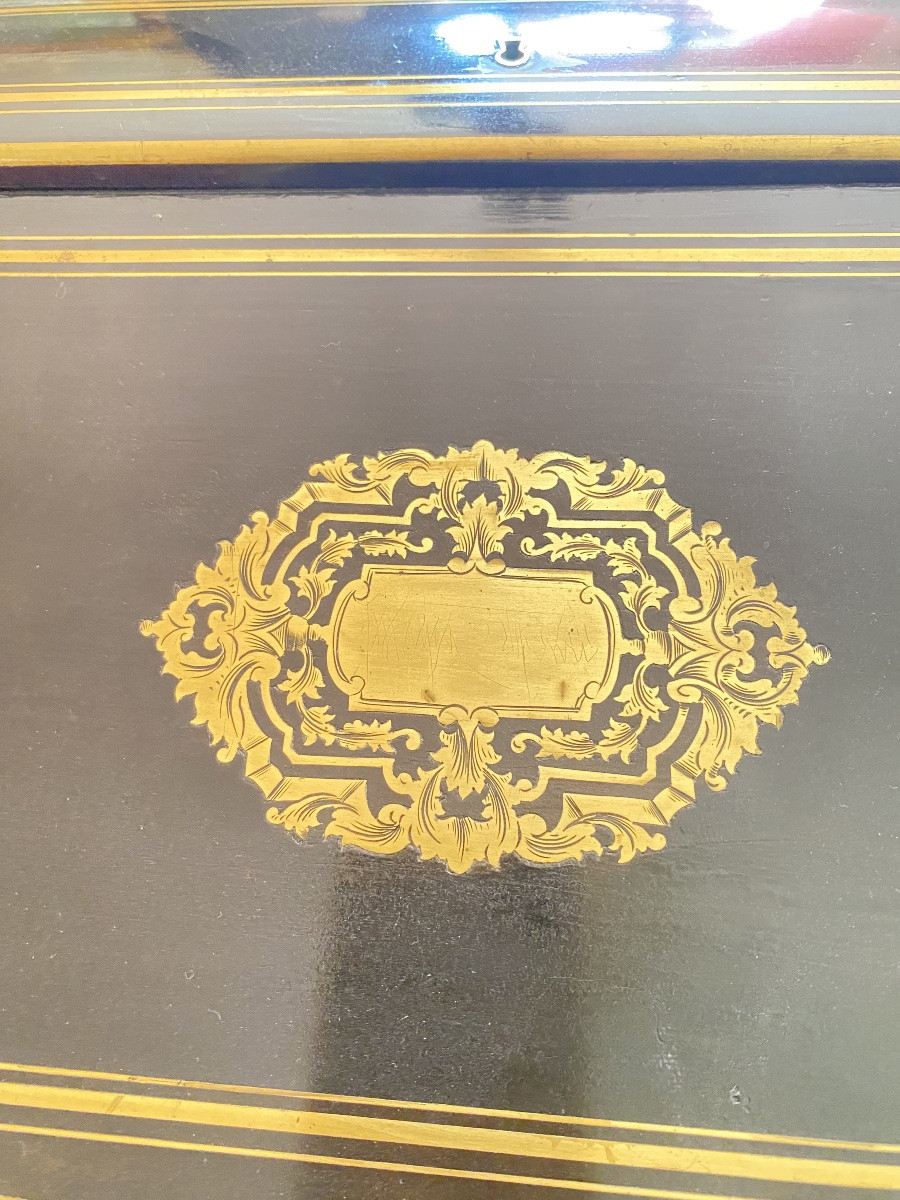 Écritoire de voyage Napoléon III en bois noirci et filets de laiton,  Writing Slope XIXᵉ siècle-photo-2