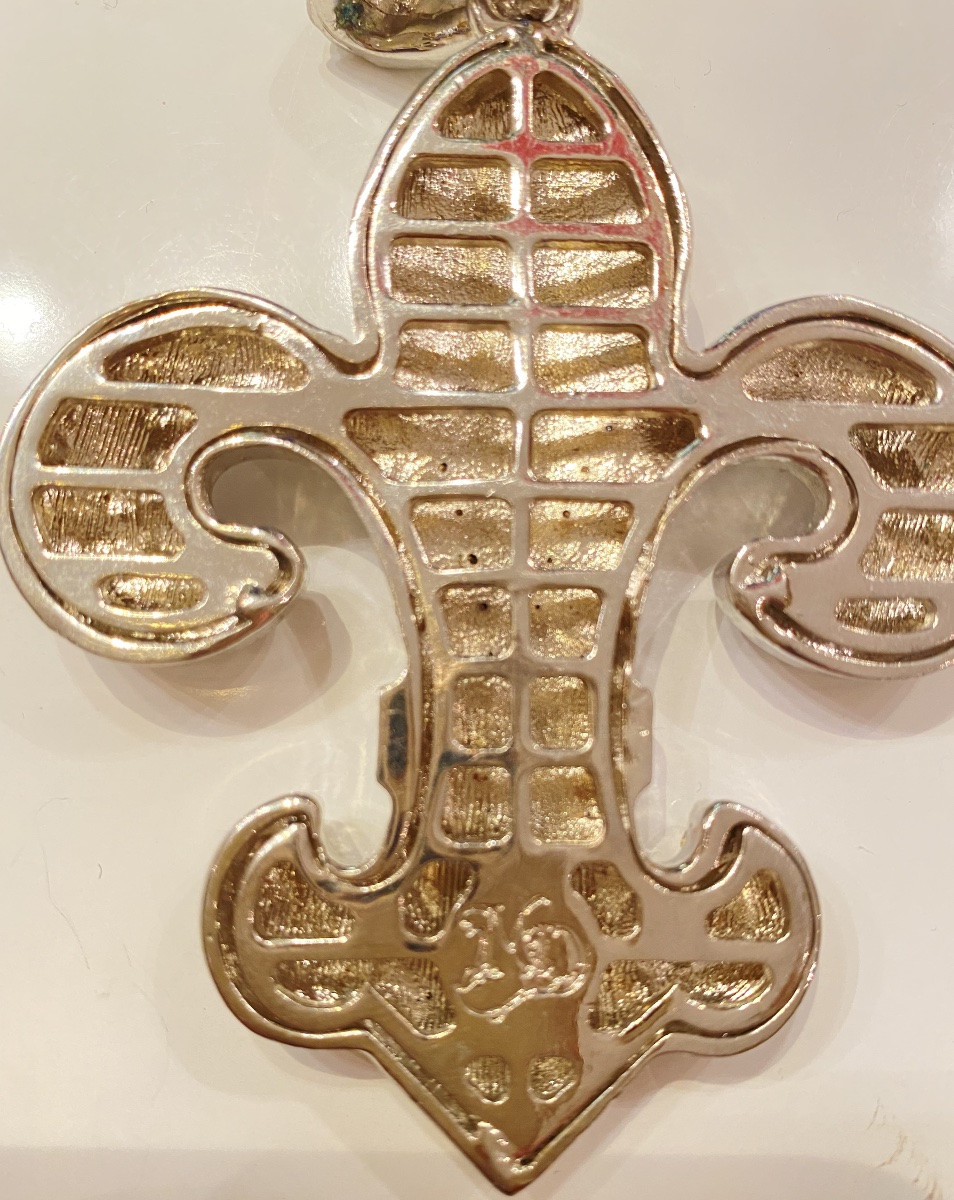 Important pendentif fleur de lys signé MD, attribué à Marc Deloche-photo-4
