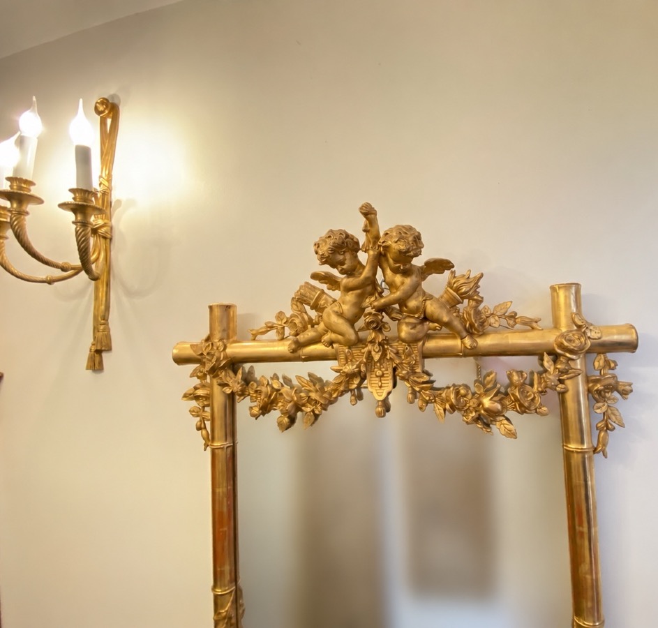Important Miroir Louis XVI en Bois Sculpté et Doré – Putti et Guirlandes – XIXe Siècle-photo-3