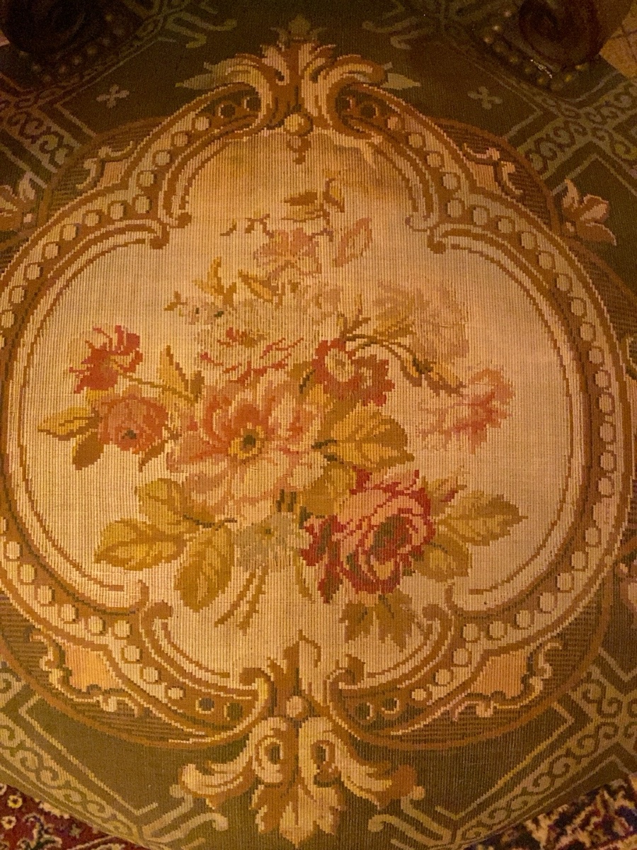 Paire de Fauteuils Napoléon III en Noyer Sculpté – Tapisserie Florale – XIXe Siècle-photo-2