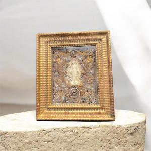 Rare 19th-century Convent Reliquary With Paperolles, Miraculous Virgin And Relics Of Saints