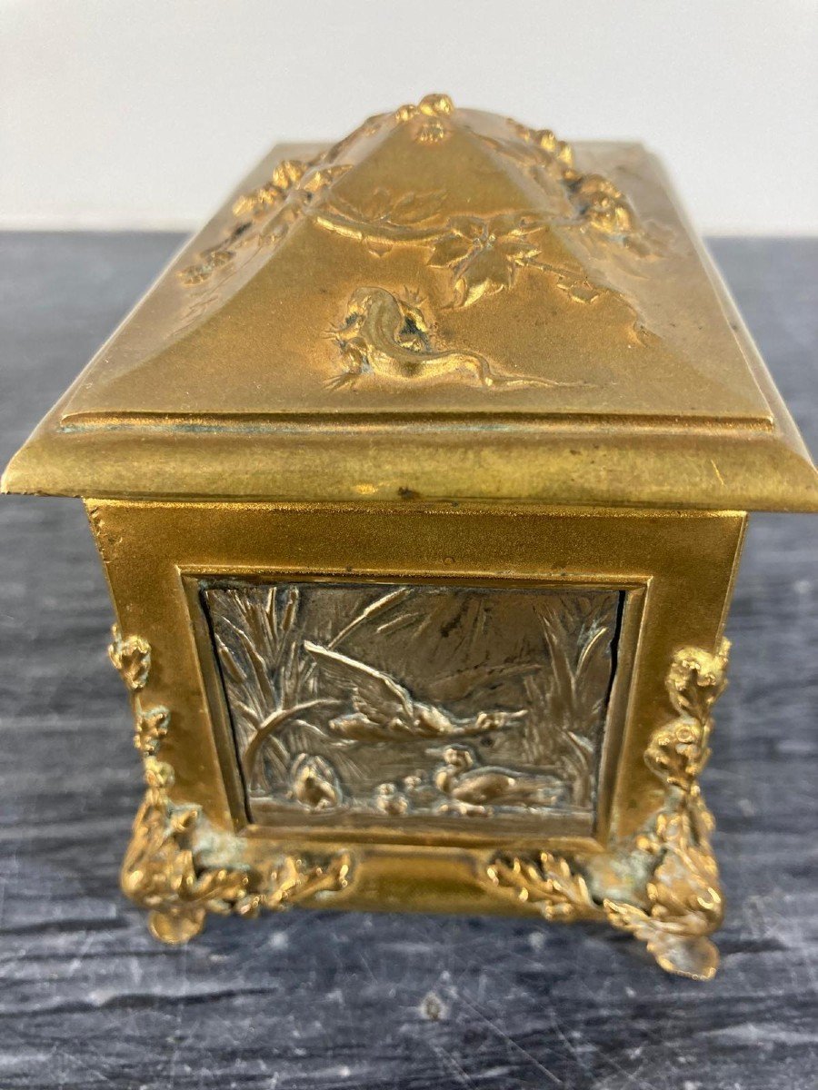 Louis Rault Box With Animal Decor-photo-3