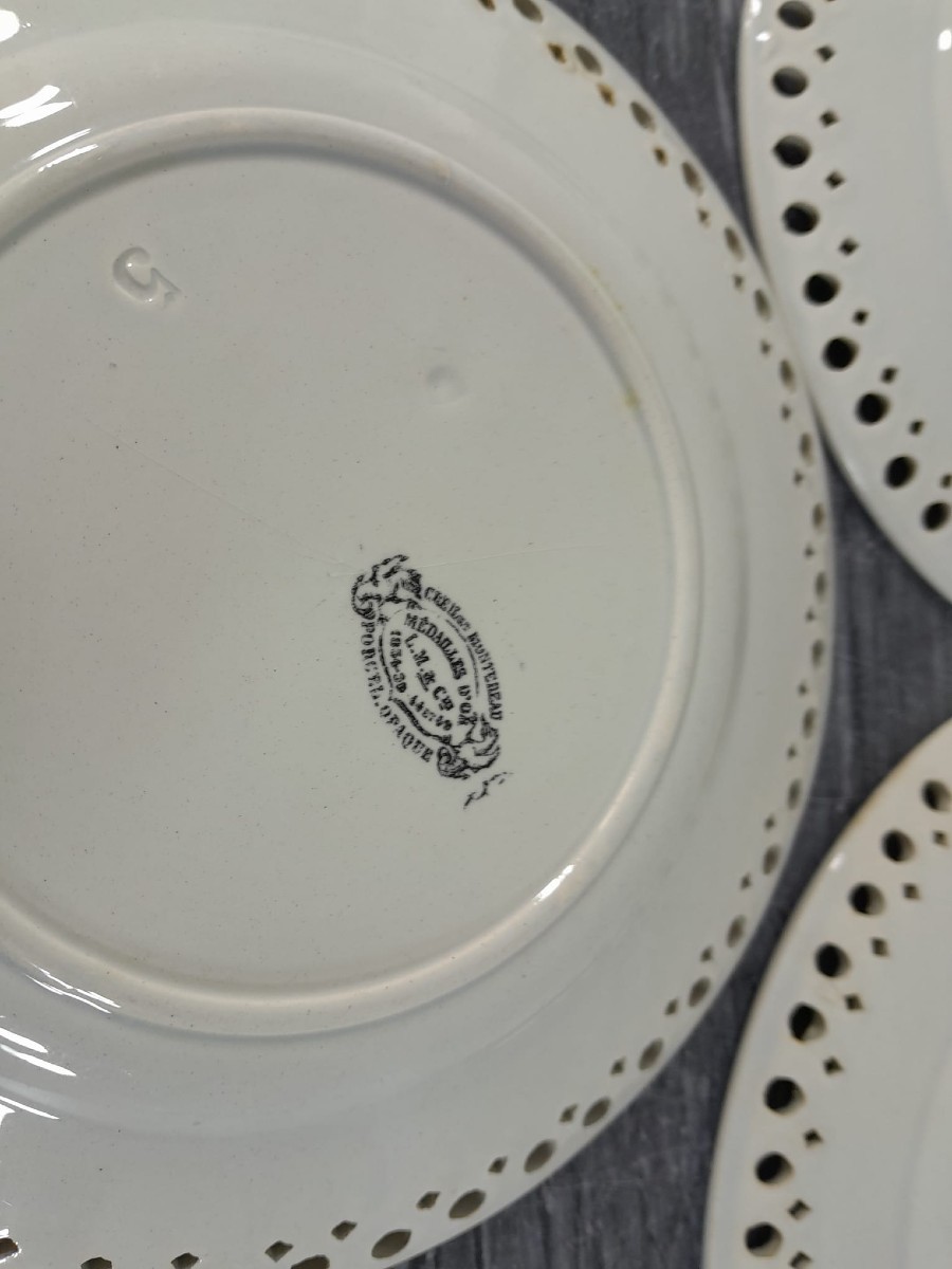 Creil And Montereau Series Of Eight Openwork Plates-photo-1
