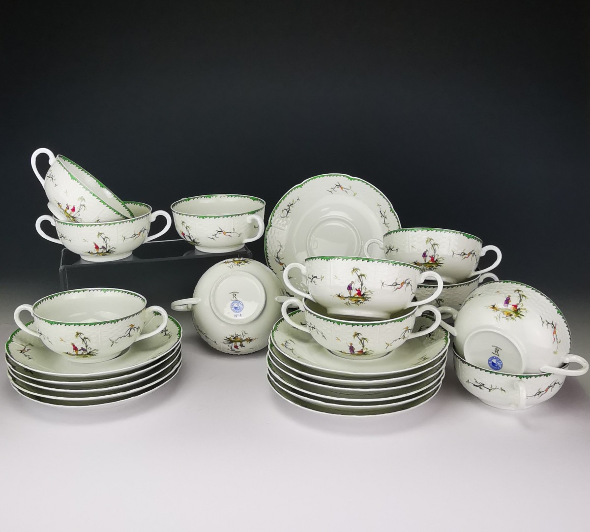 RAYNAUD - Limoges Si Kiang - 1 Ecuelle à Bouillon et soucoupe (choisir Scène) Plusieurs dispo