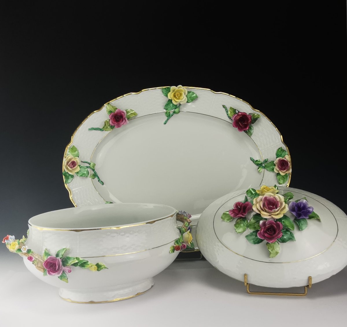 Raynaud - Limoges Porcelain - Tureen And Tray Decorated With Bas-relief Flowers-photo-4