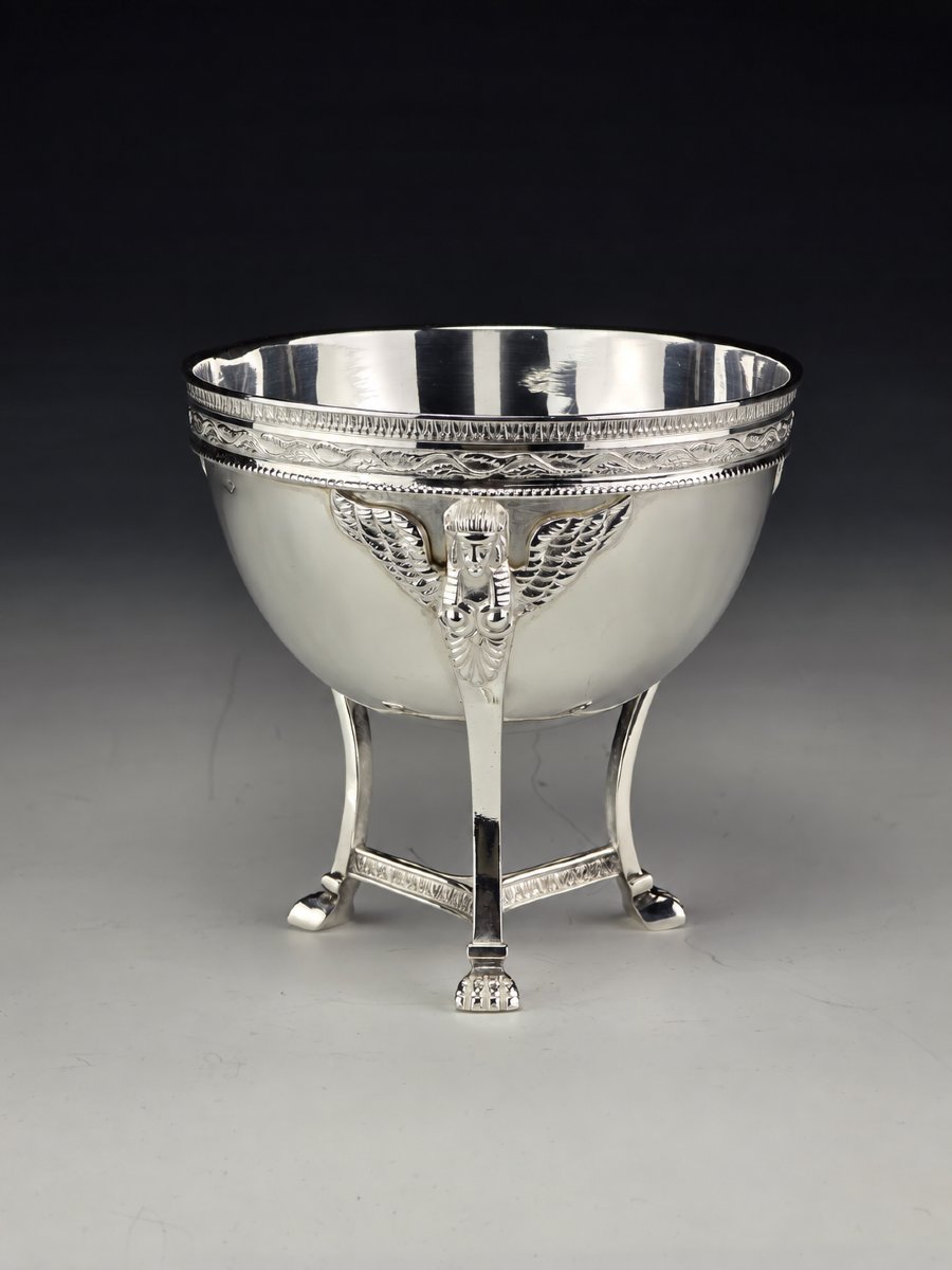 PUIFORCAT - Coupe tripode aux sphinges – Argent Minerve-photo-3