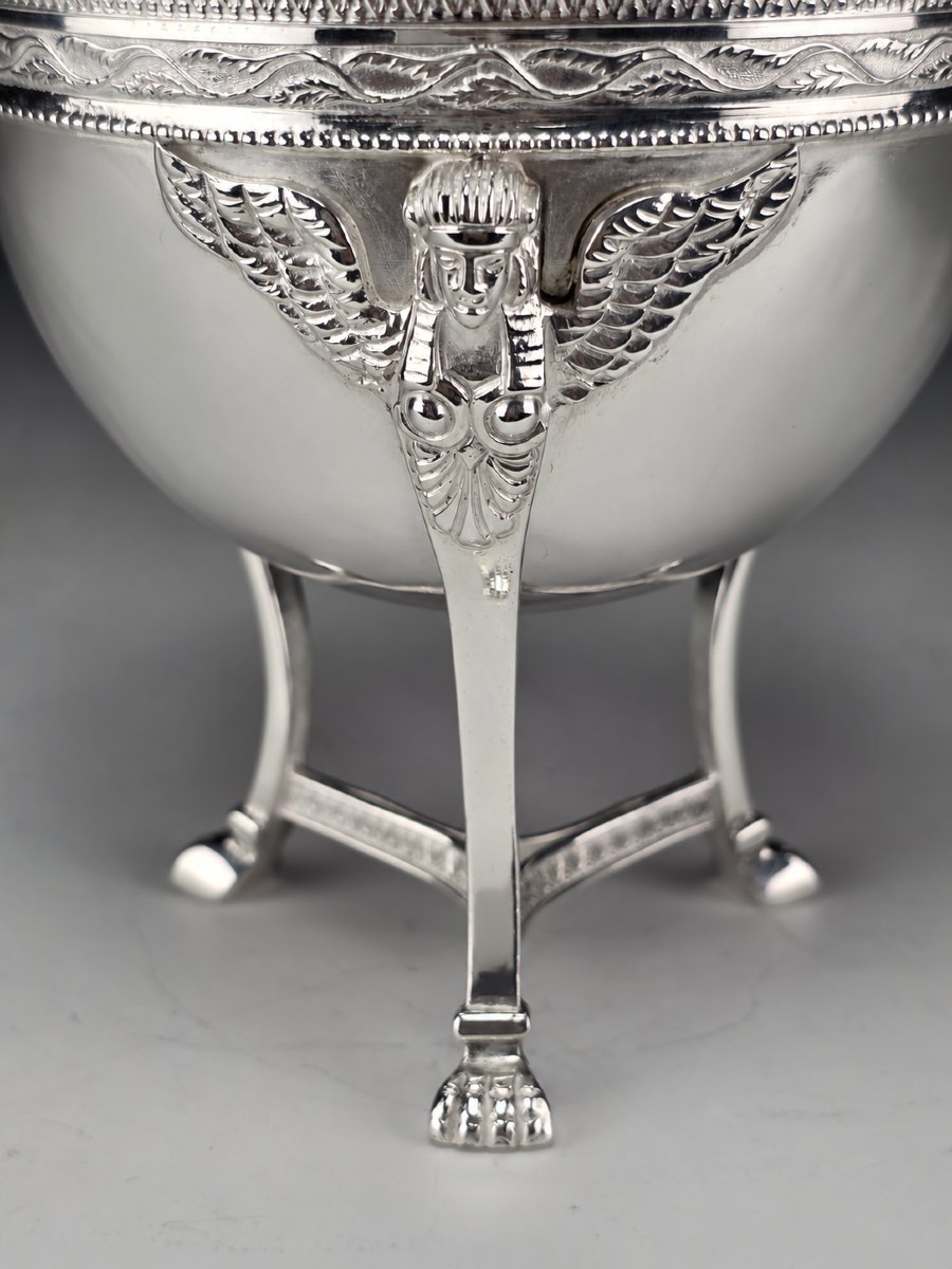 PUIFORCAT - Coupe tripode aux sphinges – Argent Minerve-photo-4