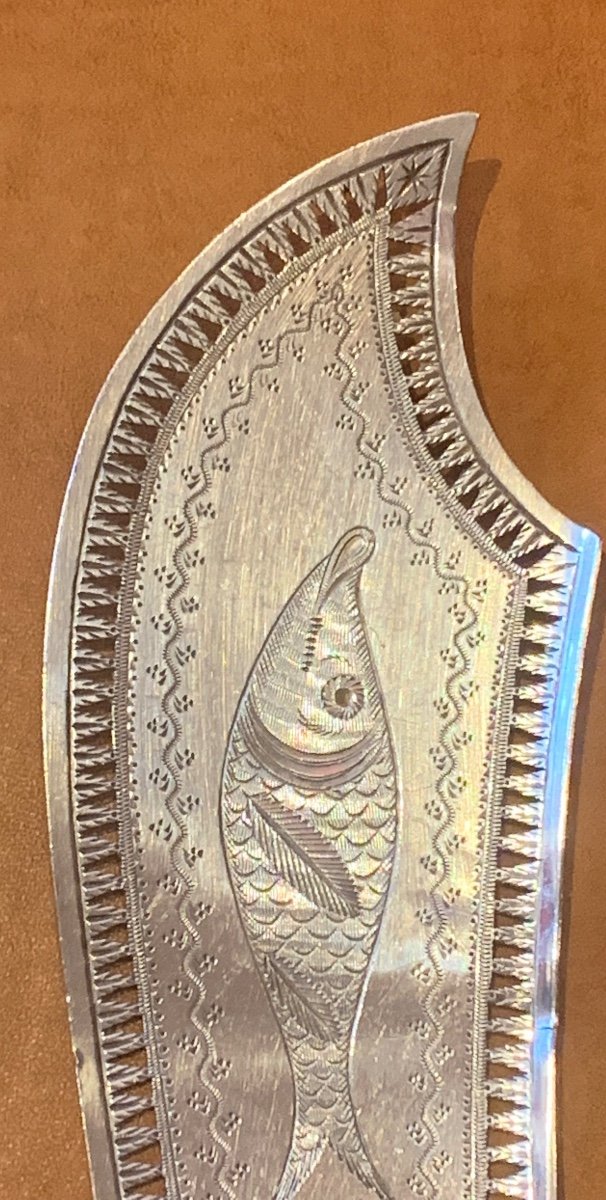 Fish Shovel, Empire-photo-3