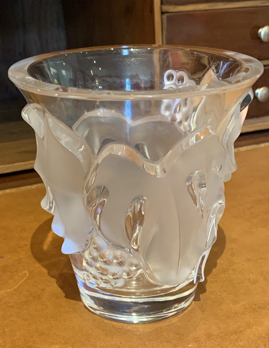 Lalique Vase, Saumur Model