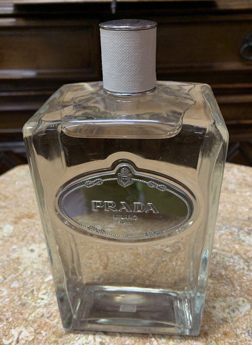 Grand flacon Prada, factice de parfumerie -photo-2